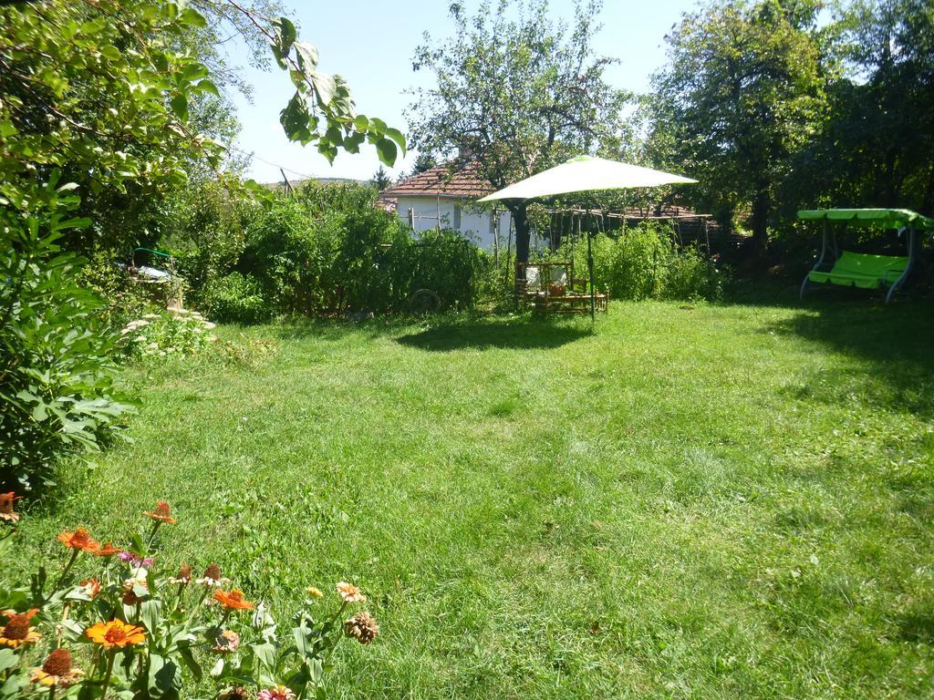 Tanya'S House Βίλα Kŭrpachevo Εξωτερικό φωτογραφία
